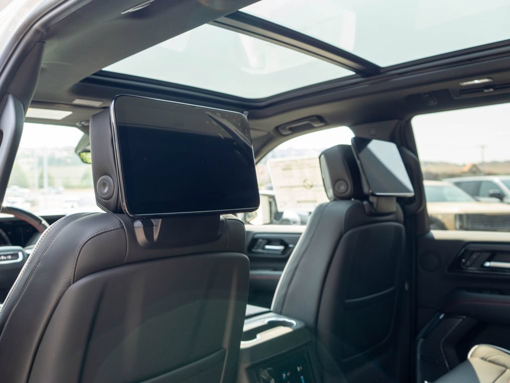 New 2026 GMC Yukon AT4 Ultimate AWD/4WD image 15