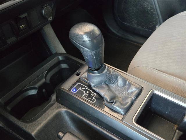 Used 2023 Toyota Tacoma SR AWD/4WD image 14