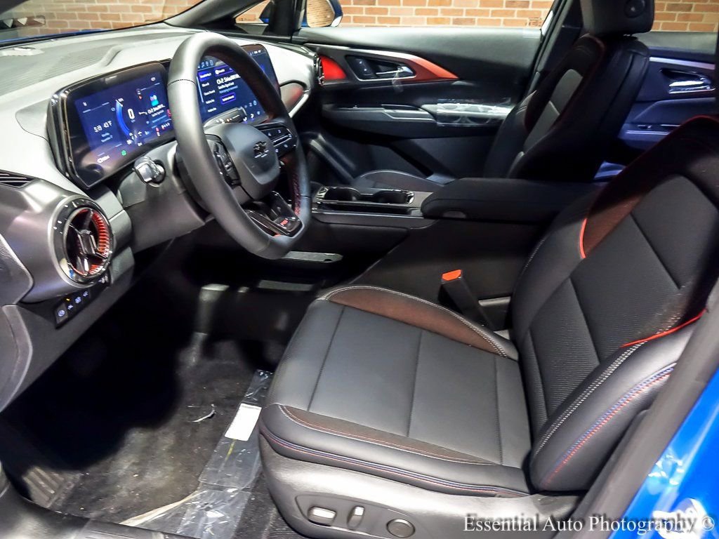 New 2026 Chevrolet Equinox EV RS image 9