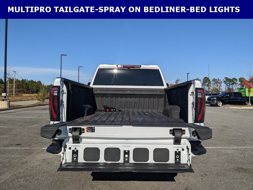 Used 2024 GMC Sierra 2500 AT4 image 14