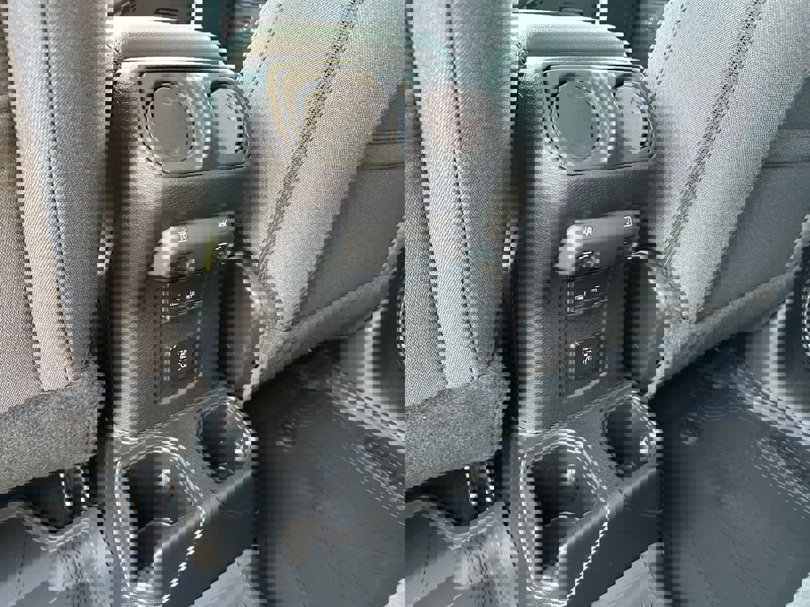 New 2025 Jeep Wrangler Unlimited Sahara image 9