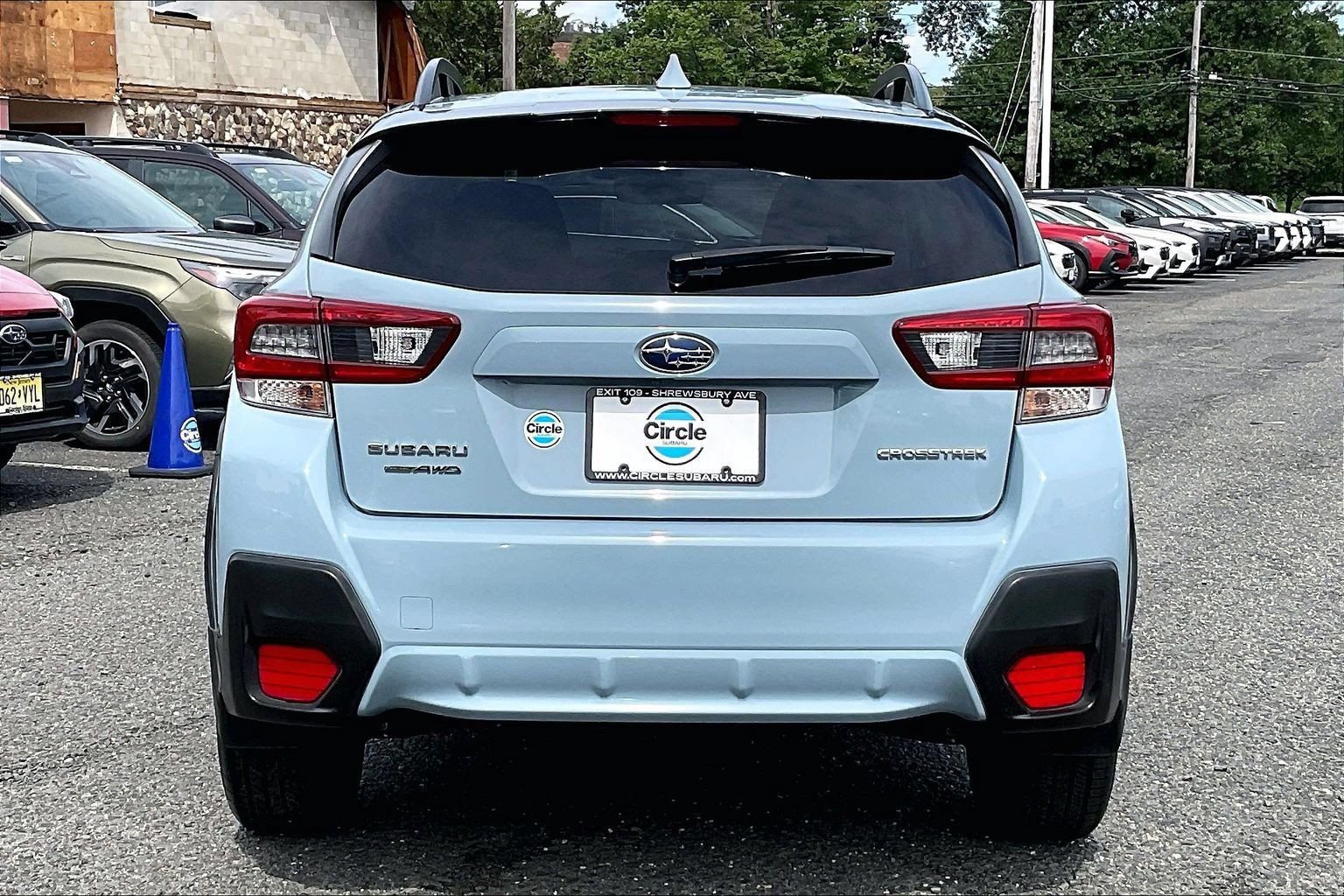 Used 2020 Subaru Crosstrek 2.0i Premium w/ Moonroof Package 2 AWD/4WD image 4