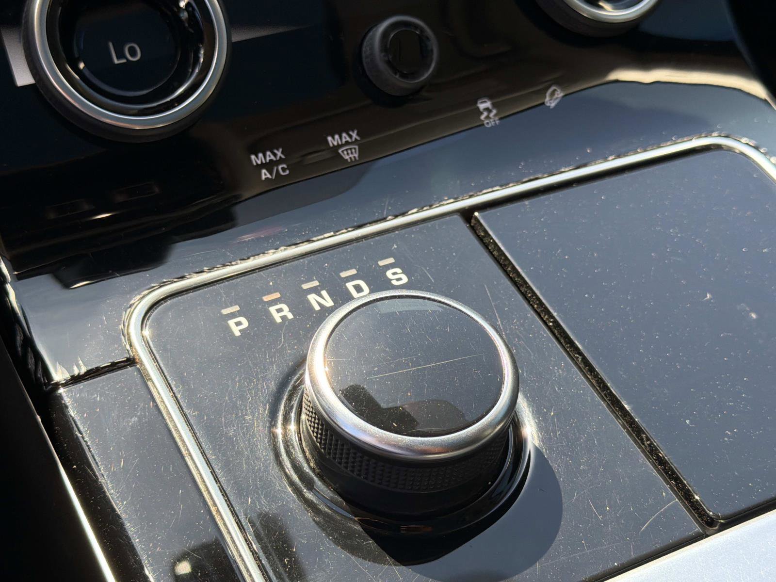 Used 2019 Land Rover Range Rover Velar S image 24