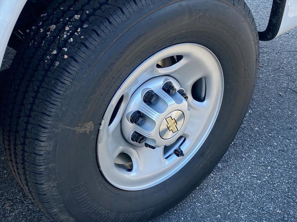 New 2025 Chevrolet Express 2500 w/ Driver Convenience Package image 19