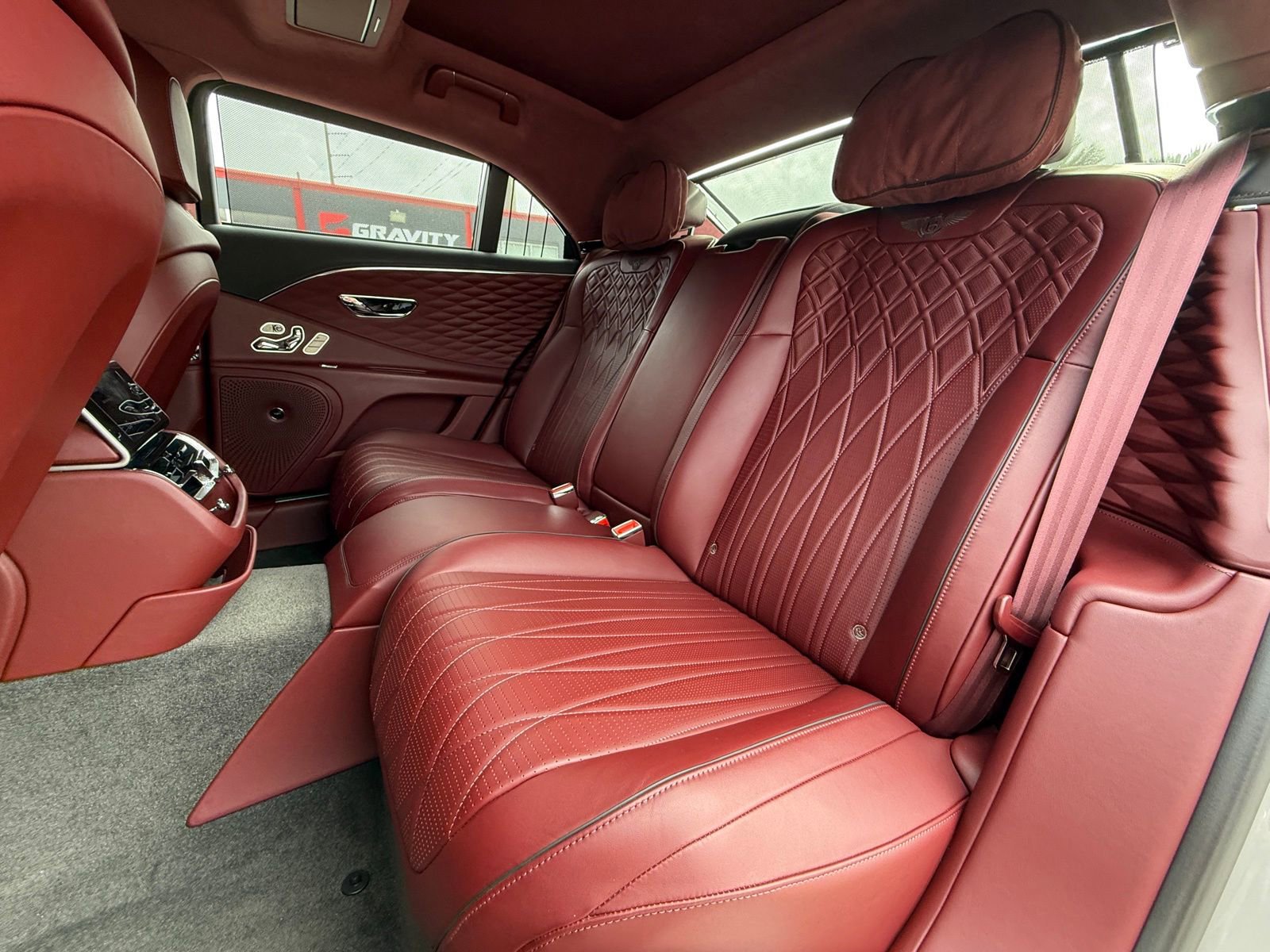 Used 2023 Bentley Flying Spur Azure AWD/4WD image 23