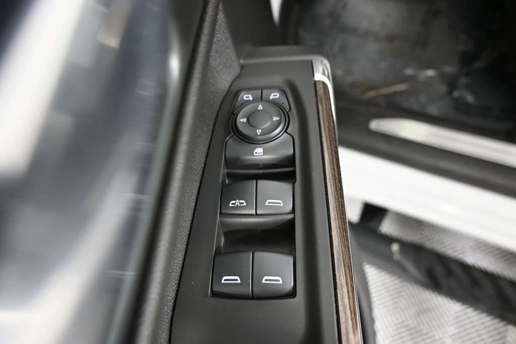 Used 2020 Chevrolet Silverado 1500 RST AWD/4WD image 19
