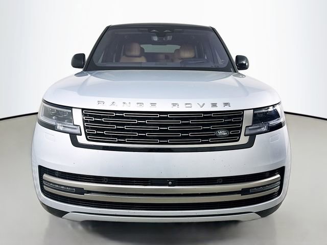 Certified 2023 Land Rover Range Rover SE image 2