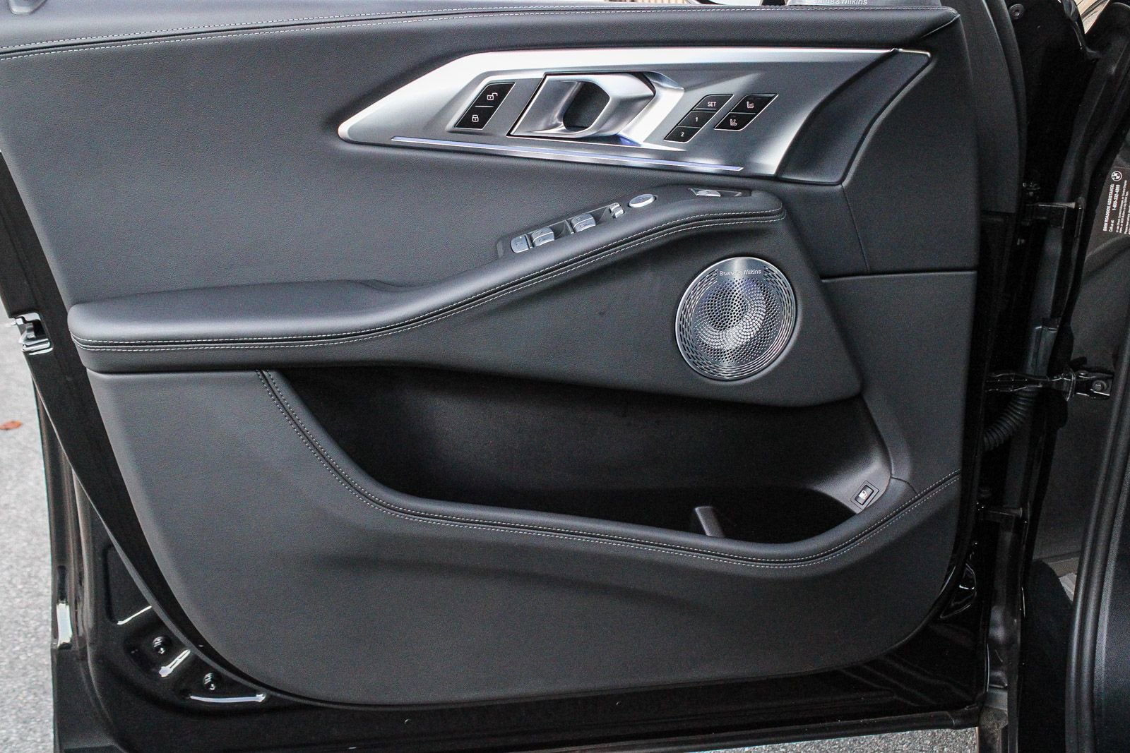 Used 2024 BMW XM image 24