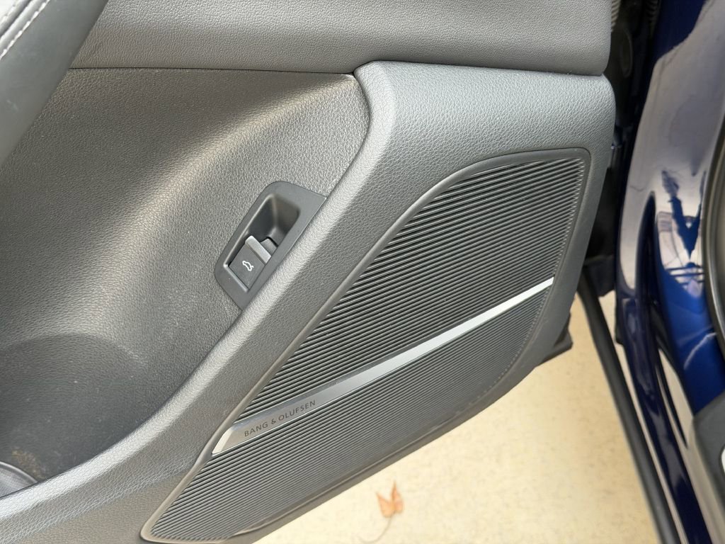 Used 2022 Audi Q7 3.0T Prestige image 24