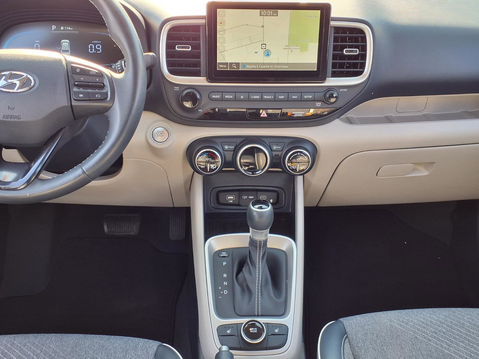 Certified 2023 Hyundai Venue Limited FWD image 16