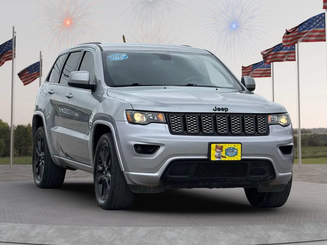 Used 2021 Jeep Grand Cherokee Laredo X AWD/4WD image 1