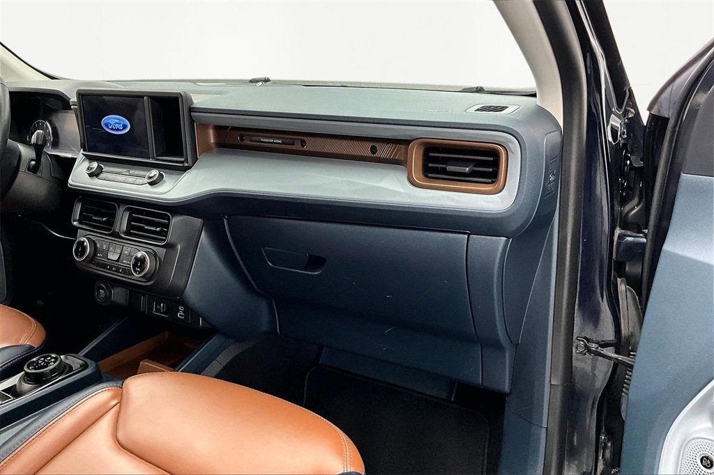 Used 2022 Ford Maverick Lariat w/ Lariat Luxury Package image 17