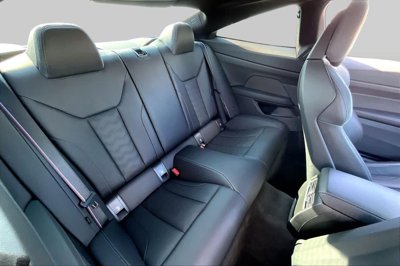 Used 2026 BMW M4 Competition RWD image 16