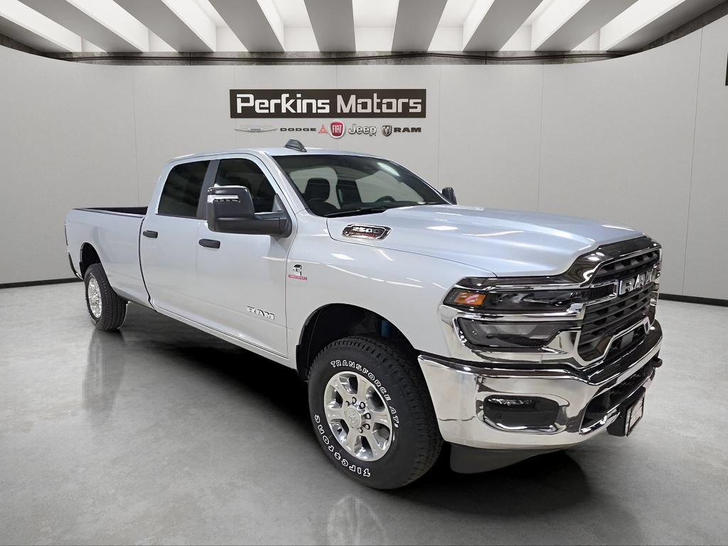 New 2026 RAM 2500 Big Horn AWD/4WD image 7