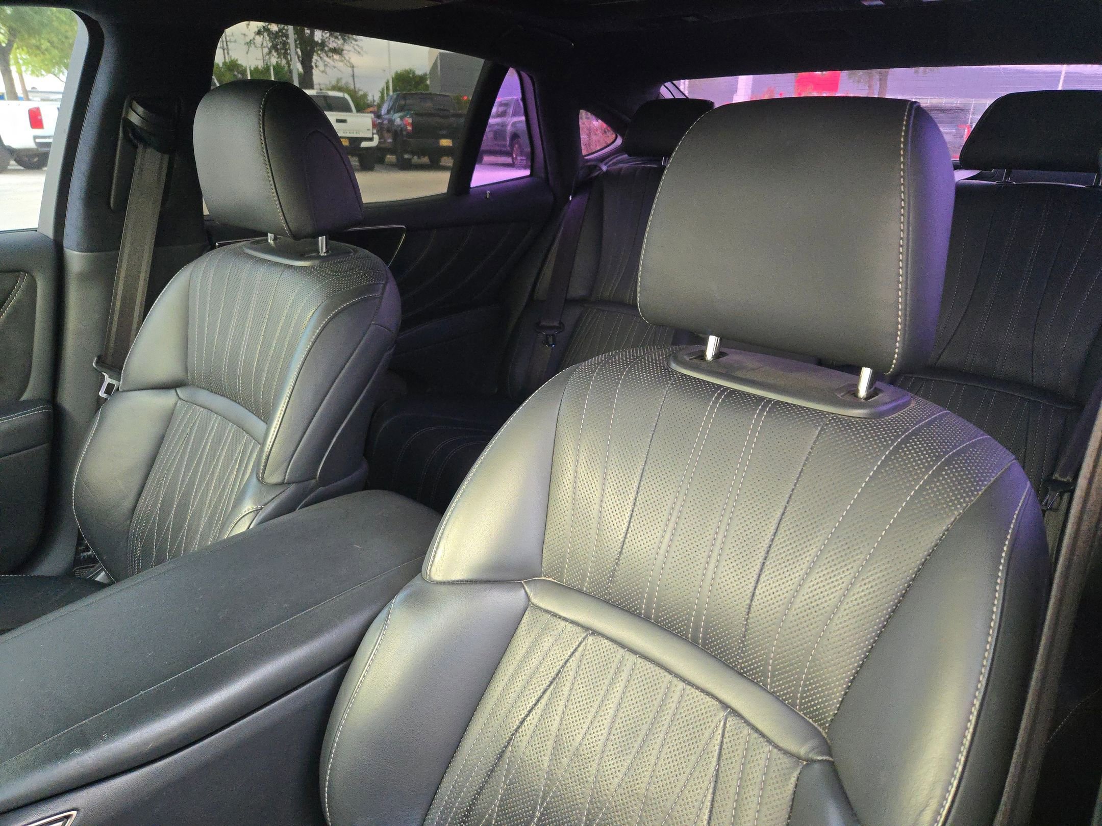 Used 2018 Lexus LS 500 w/ Interior Upgrade Package image 9