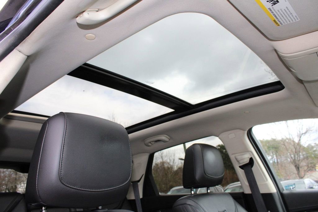 Used 2018 Cadillac XT5 Luxury w/ Driver Awareness Package image 23