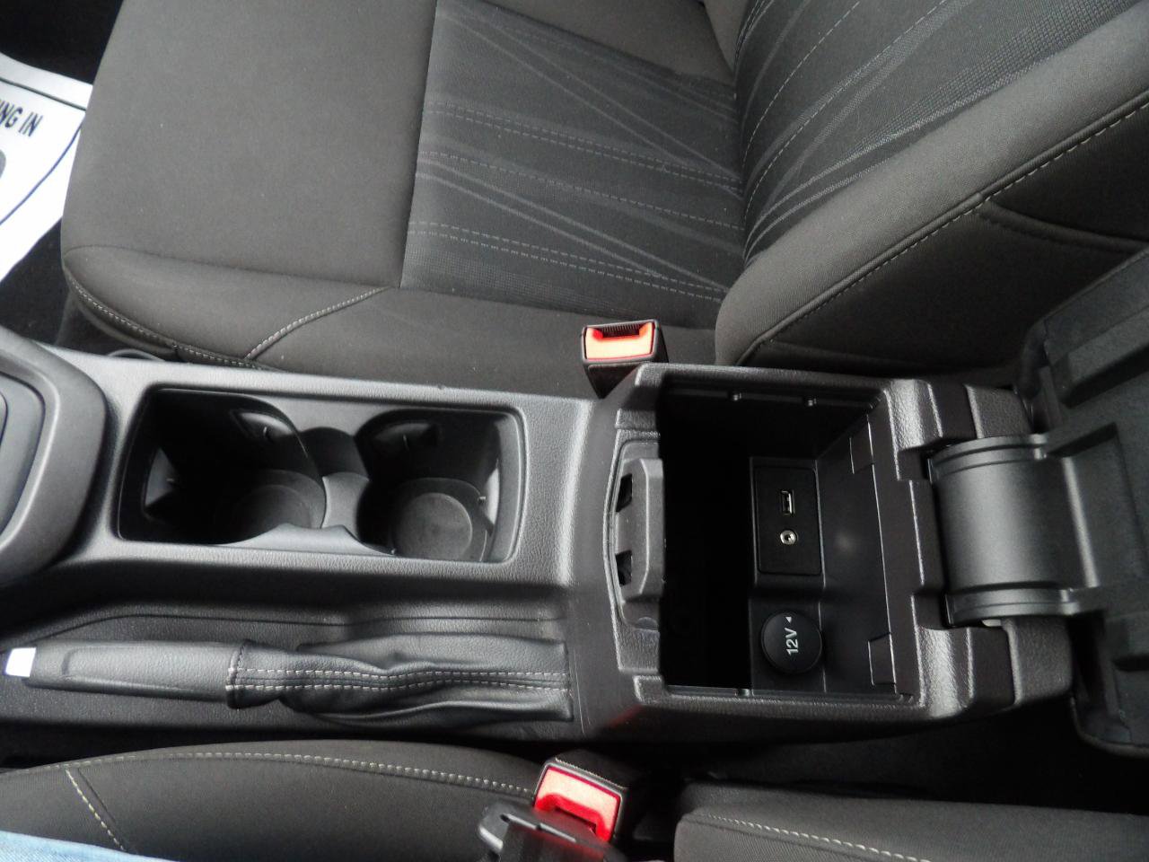 Used 2015 Ford Focus SE w/ SE Sport Package image 16