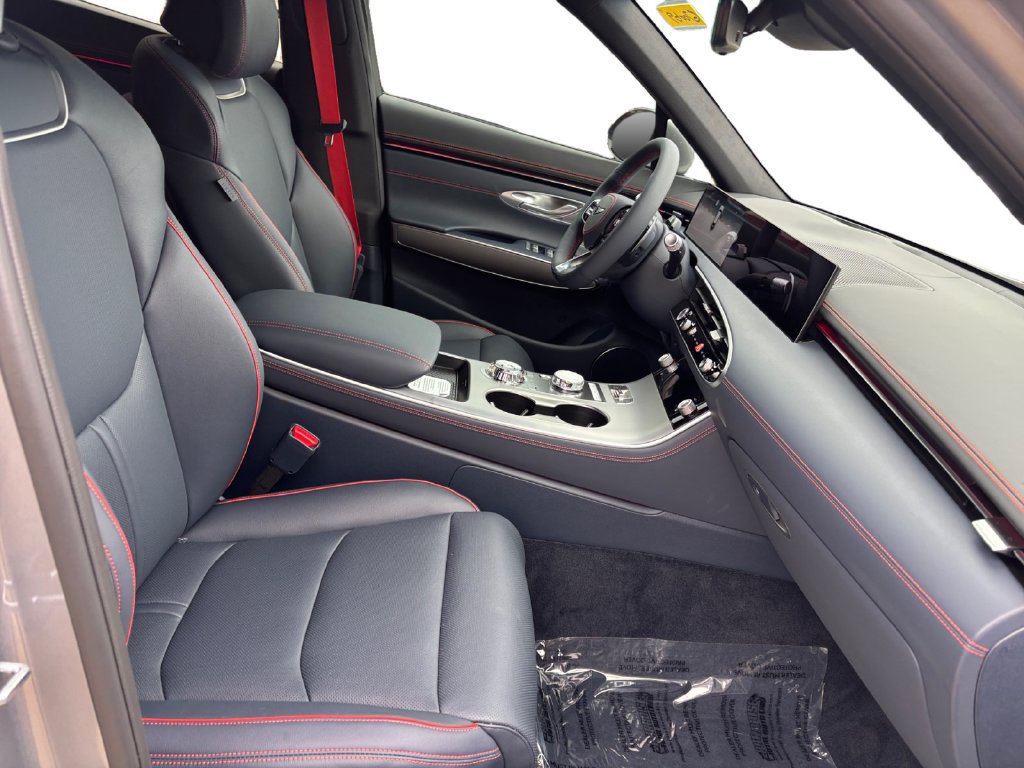 New 2027 Genesis GV70 2.5T Sport Prestige AWD/4WD image 15
