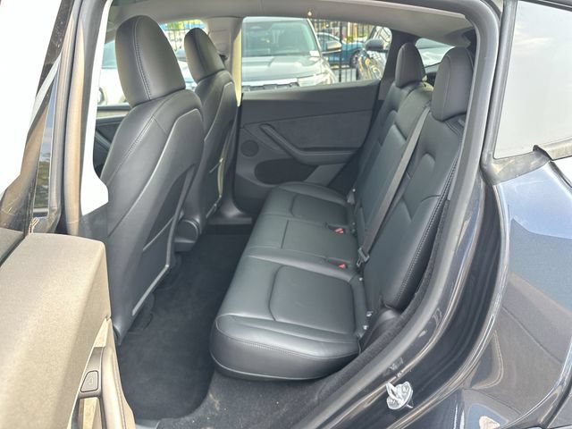 Used 2025 Tesla Model Y Performance AWD/4WD image 23