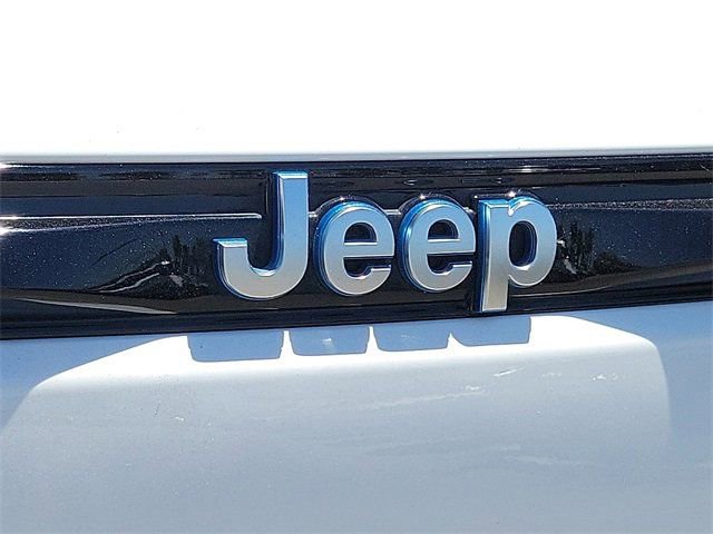 Used 2022 Jeep Grand Cherokee Summit image 20