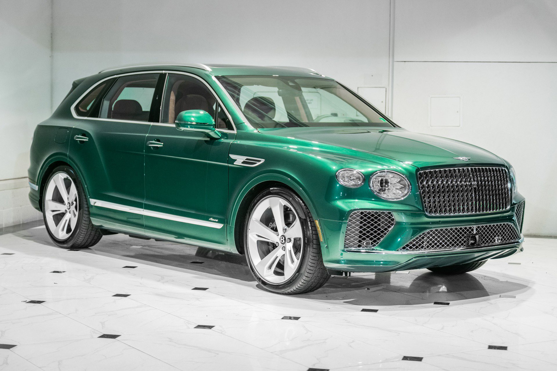 New 2025 Bentley Bentayga image 7
