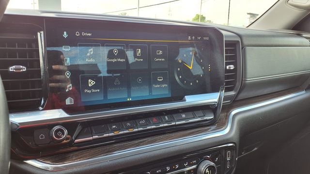 Used 2025 Chevrolet Silverado 1500 LT RWD image 23