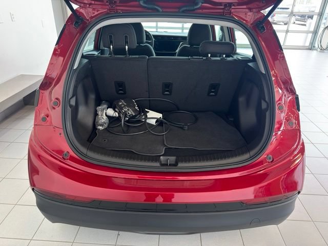 Used 2023 Chevrolet Bolt LT FWD image 40