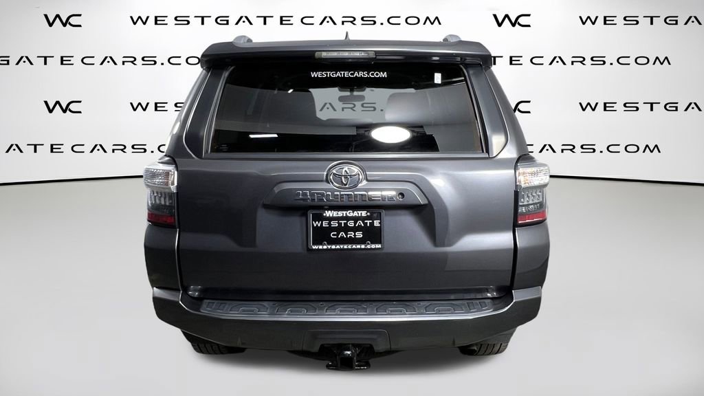 Used 2014 Toyota 4Runner SR5 image 4