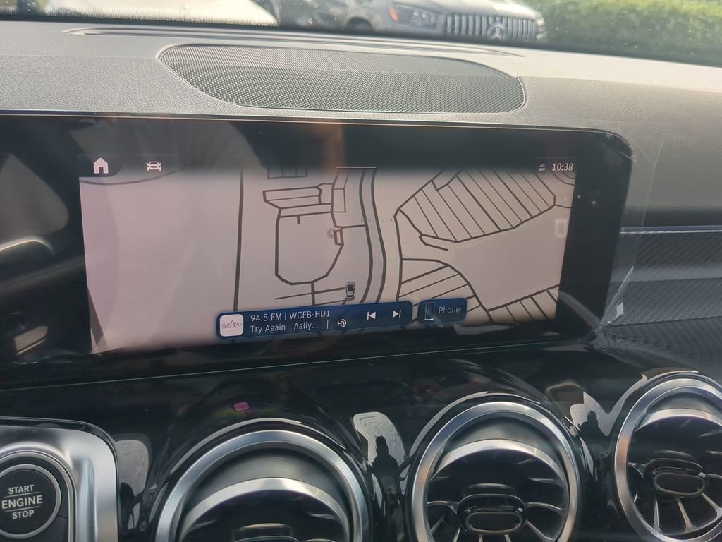 New 2024 Mercedes-Benz GLB 35 AMG 4MATIC image 19