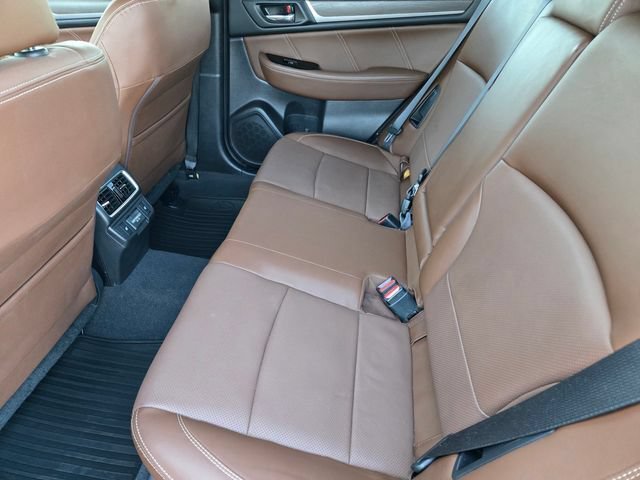Used 2018 Subaru Outback 3.6R Touring w/ Popular Package #3 AWD/4WD image 15