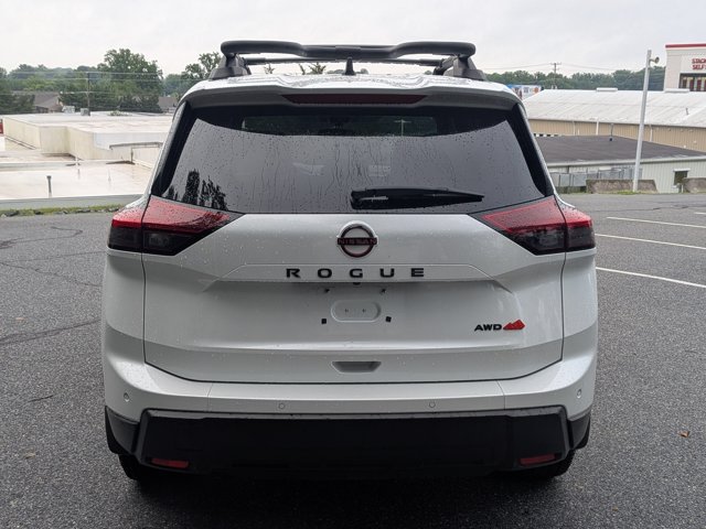 Used 2026 Nissan Rogue SV AWD/4WD image 6