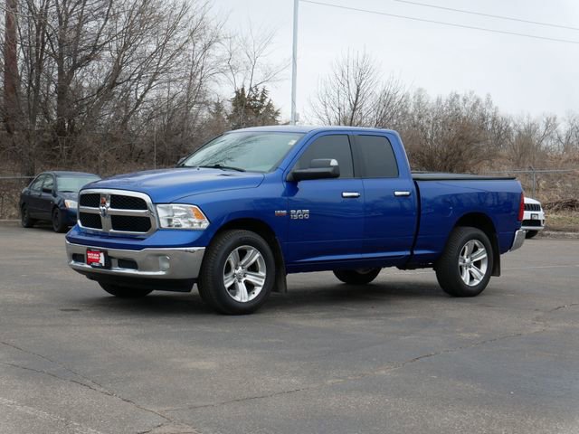 Used 2017 RAM 1500 Classic SLT AWD/4WD image 2