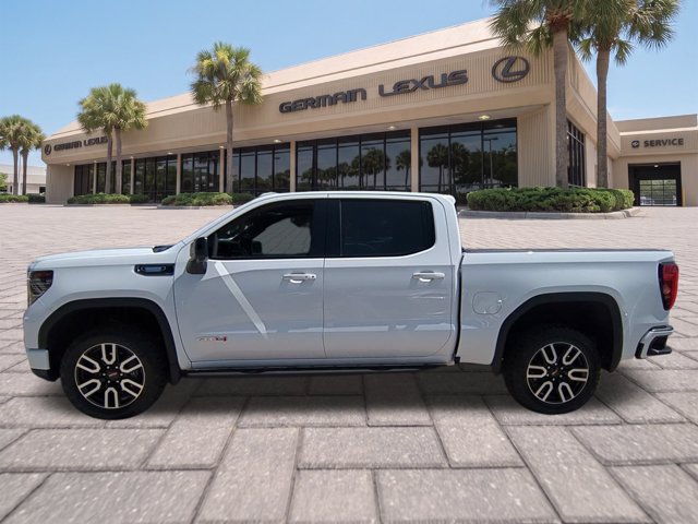 Used 2025 GMC Sierra 1500 AT4 w/ AT4 Premium Package AWD/4WD image 7