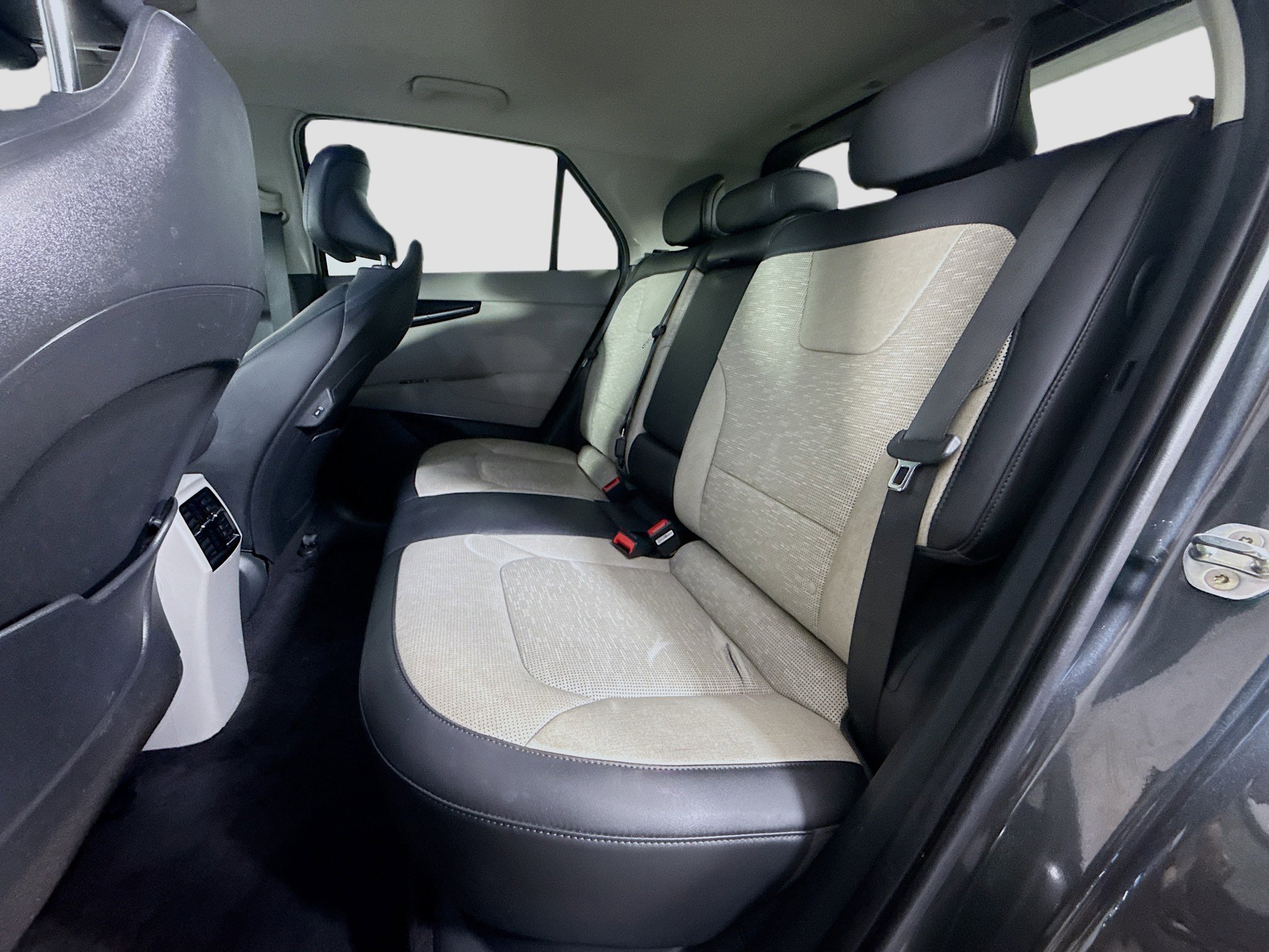 Used 2023 Kia Niro Wave w/ Wave Preserve Package image 25