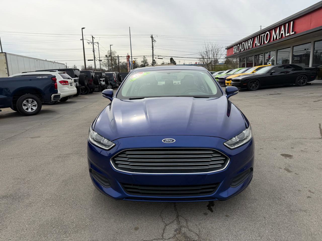 Used 2016 Ford Fusion SE image 8