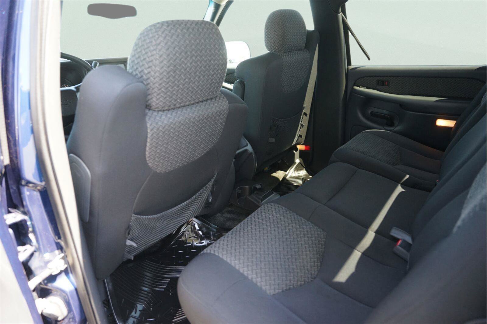 Used 2002 Chevrolet Avalanche 2WD image 11