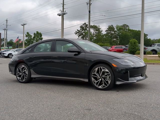 Used 2023 Hyundai Ioniq 6 Limited w/ Cargo Package RWD image 3