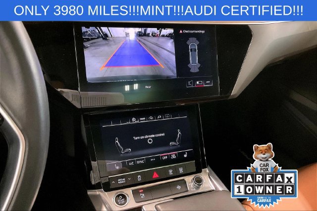 Certified 2024 Audi Q8 e-tron Premium Plus AWD/4WD image 32