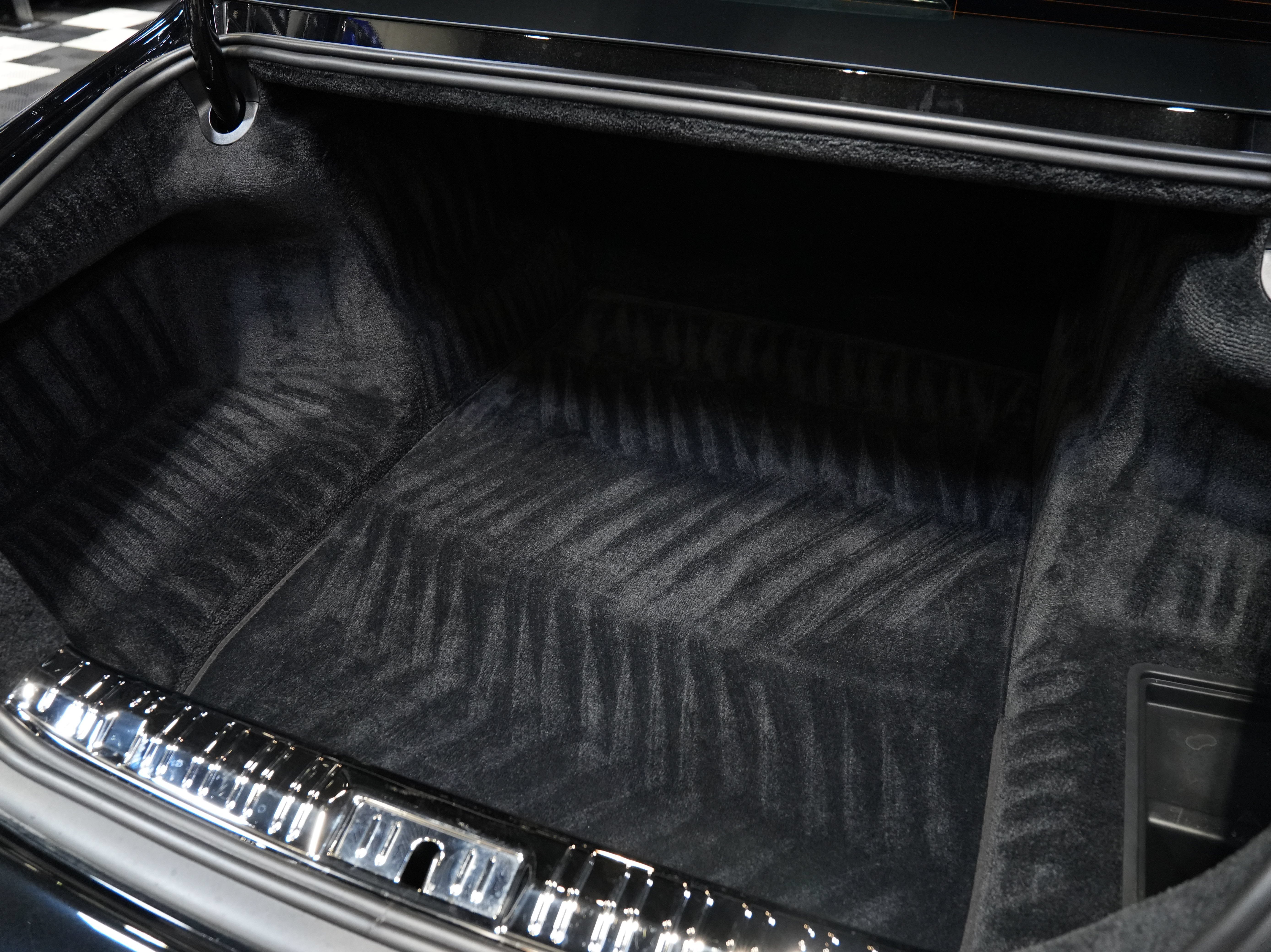 Used 2020 Rolls-Royce Ghost RWD image 61