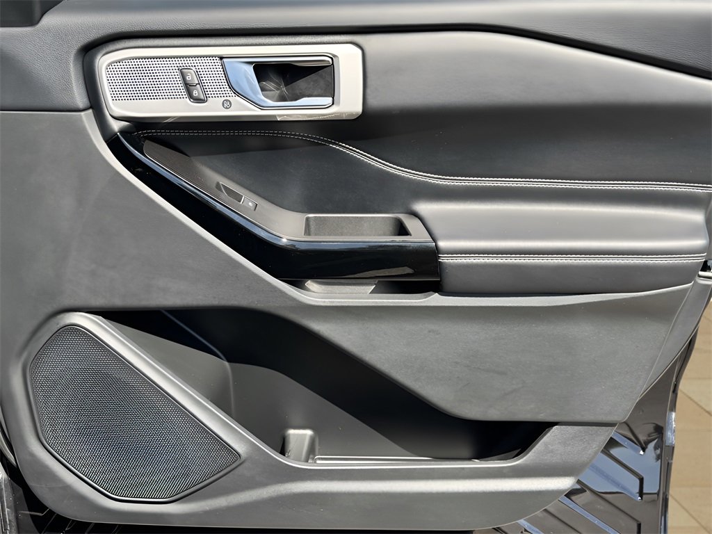 Used 2022 Ford Explorer ST w/ Equipment Group 401A image 32