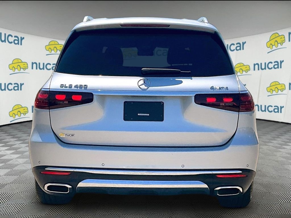 Used 2025 Mercedes-Benz GLS 450 4MATIC image 5