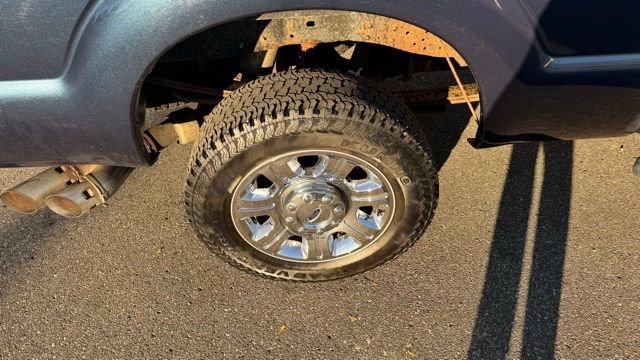 Used 2015 Ford F250 Lariat w/ Chrome Package image 10