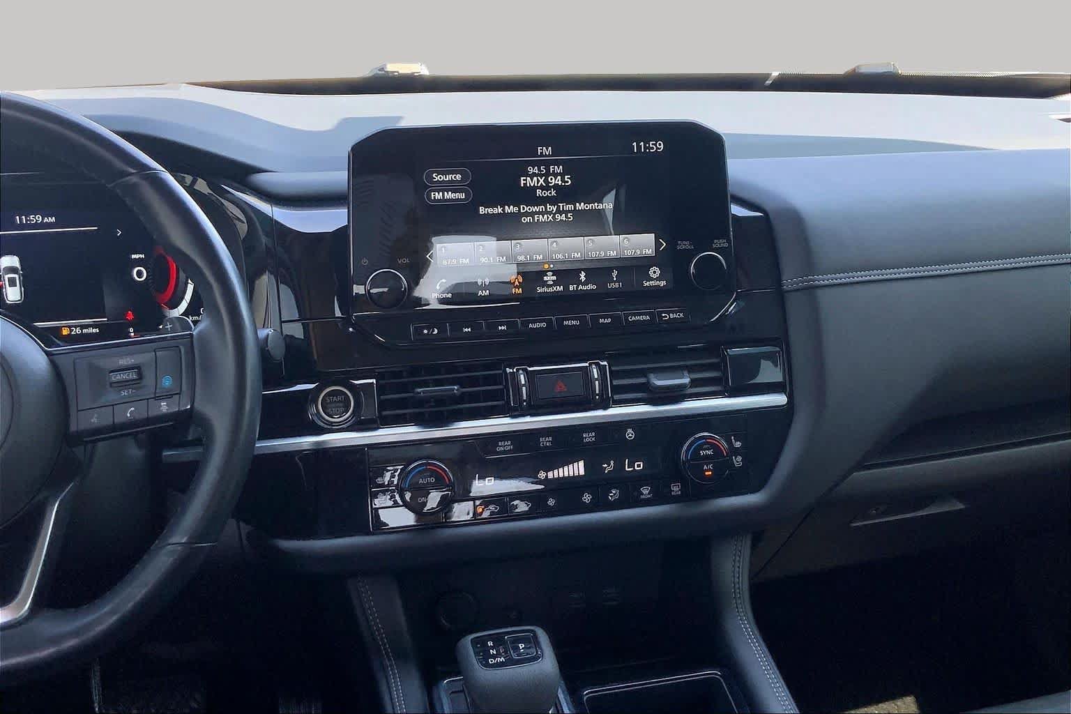 Used 2024 Nissan Pathfinder Platinum FWD image 7