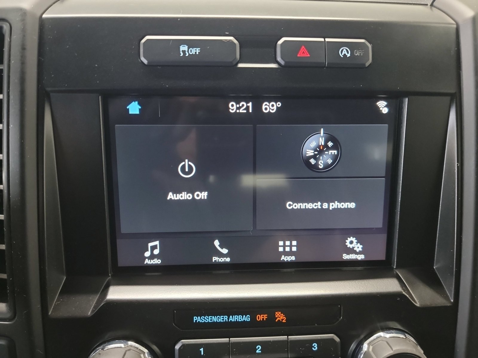 Used 2017 Ford F150 XL w/ Equipment Group 101A Mid AWD/4WD image 22