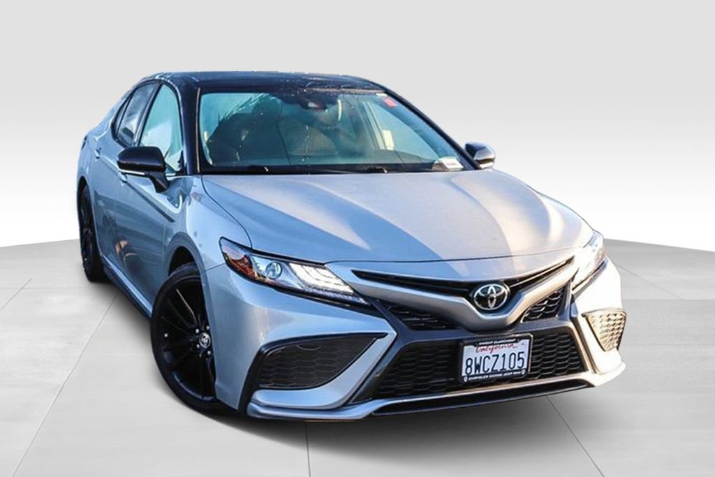 Used 2021 Toyota Camry XSE w/ Navigation Package FWD video 2