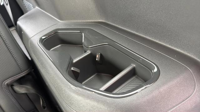 Used 2026 Kia EV9 Wind image 28