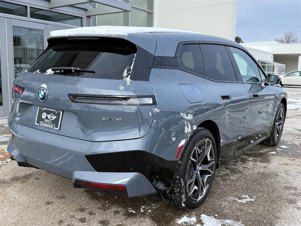 Used 2024 BMW iX xDrive50 w/ Sport Package image 3