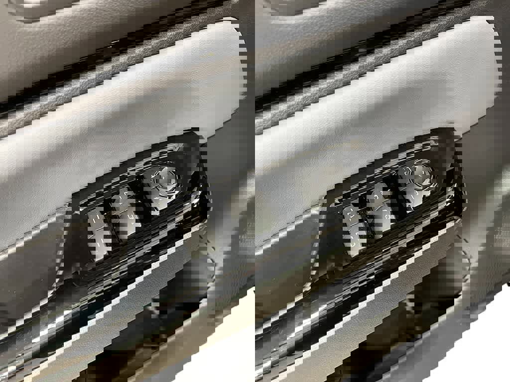 New 2025 Honda Prologue Touring image 15