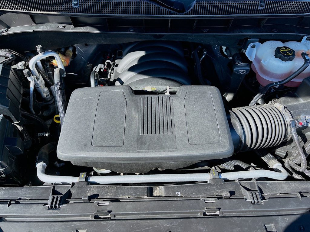 Used 2024 Chevrolet Suburban High Country AWD/4WD image 33