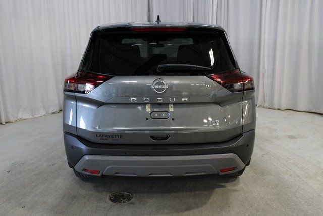 Used 2023 Nissan Rogue S image 5